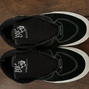 vans half cabs